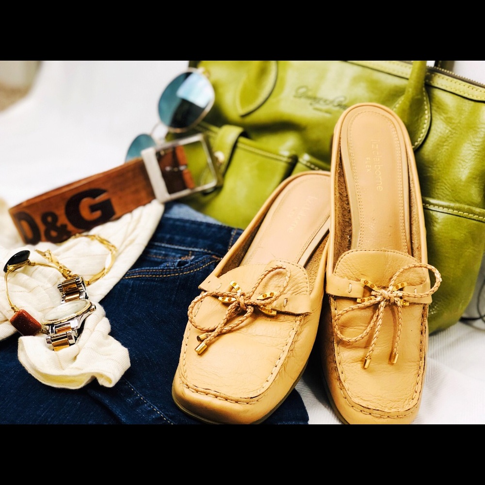 LIZ CLAIBORNE FLEX Leather Mule